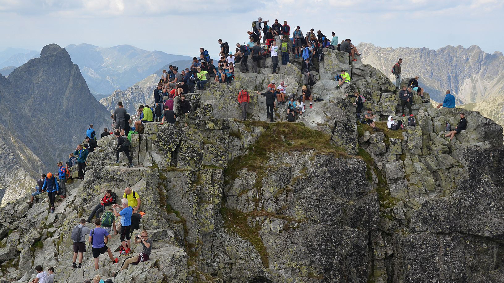 turyści w Tatrach