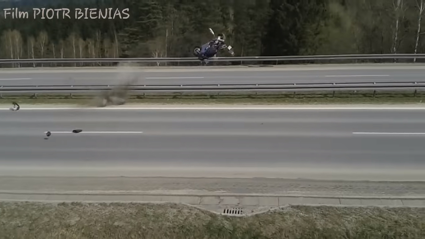 Wypadek motocyklisty na Zakopiance