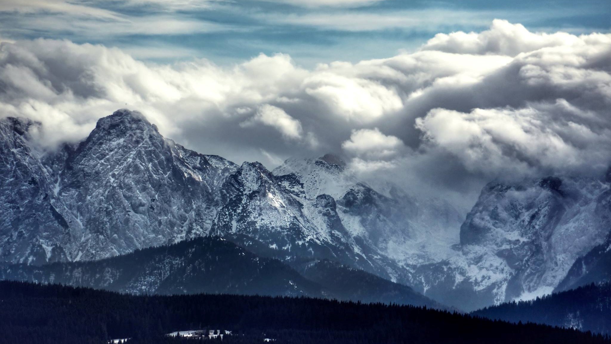 halny w Tatrach
