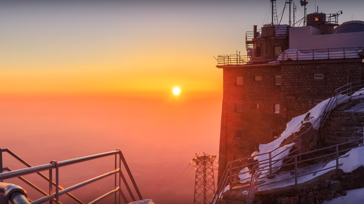 Obserwatorium astronomiczne na Łomnicy