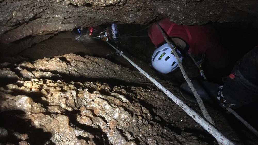szkolenia ratowników w jaskiniach